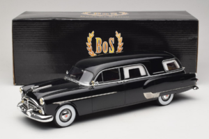 Packard Henney Schwarz BoS Models 1:18 BOS342 Metall — Bild 6 von 6