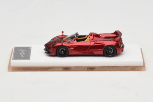 Pagani Huayra Roadster Tricolore Rot Henson & Heaven 1:64 PHRTR01 Metall