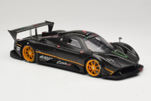 Pagani Zonda R Revolucion Carbon Fiber AUTOart 1:18 78261 Metall — Bild 6 von 8