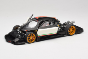 Pagani Zonda R Revolucion Weiß AUTOart 1:18 78262 Metall — Bild 2 von 8