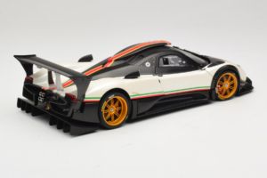 Pagani Zonda R Revolucion Weiß AUTOart 1:18 78262 Metall — Bild 3 von 8
