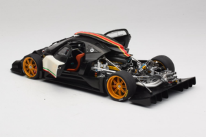 Pagani Zonda R Revolucion Weiß AUTOart 1:18 78262 Metall — Bild 5 von 8