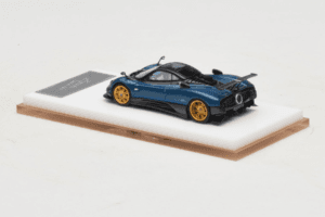 Pagani Zonda Tricolore Exposed Carbon Blau Henson & Heaven 1:64 PZTECB01 Metall — Bild 5 von 7