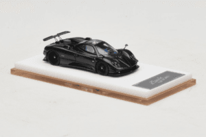 Pagani Zonda Tricolore Exposed Carbon Henson & Heaven 1:64 PZTEC01 Metall — Bild 4 von 7