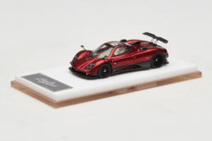 Pagani Zonda Tricolore Rot Henson & Heaven 1:64 PZTR01 Metall — Bild 2 von 7