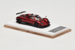 Pagani Zonda Tricolore Rot Henson & Heaven 1:64 PZTR01 Metall — Bild 4 von 7