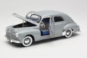 Peugeot 203 Gris Clair Solido 1:18 8145 Metall — Bild 2 von 8