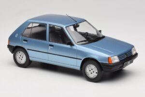 Peugeot 205 Blau MCG 1:18 MCG18491 Metall — Bild 4 von 6