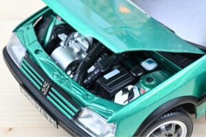 Peugeot 205 GTi Griffe Mit Glasschiebedach Grün Norev 1:18 184847 Metall — Bild 3 von 3