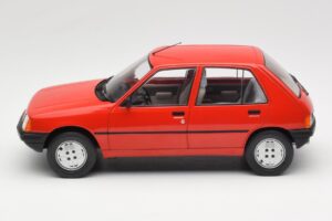 Peugeot 205 Rot MCG 1:18 MCG18492 Metall — Bild 3 von 6