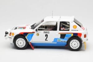 Peugeot 205 T16 #2 A. Vatanen / T. Harryman Rally Monte Carlo 1985 Norev 1:18 184864 Metall — Bild 4 von 8