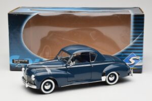 Peugeot 302 Coupe Blau Solido 1:18 8168 Metall — Bild 8 von 8