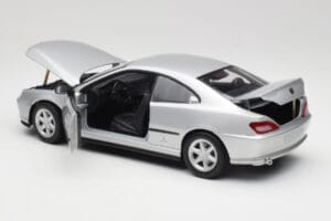 Peugeot 406 Coupe Silber Gate 1:18 01024 Metall — Bild 5 von 8