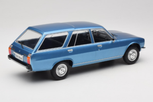 Peugeot 504 Break Blau MCG 1:18 MCG18213 Metall — Bild 2 von 6