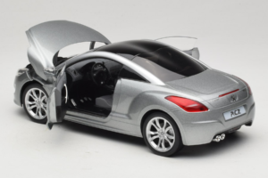 Peugeot RCZ Mercury Grey Norev 1:18 184875 Metall — Bild 5 von 8
