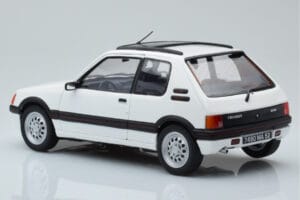 Peugeot 205 GTi 1.6 Weiß Norev 1:18 184849 Metall — Bild 7 von 8