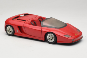 Pininfarina Mythos Rot Revell 1:18 8806 Metall — Bild 6 von 8