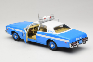 Plymouth Fury Police Pursuit New York Police Department GreenLight 1:18 19043 Metall — Bild 5 von 8