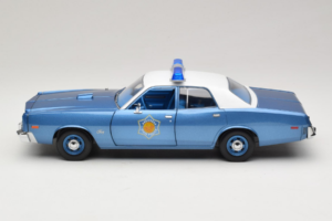 Plymouth Fury Police Pursuit Smokey and the Bandit GreenLight 1:18 19044 Metall — Bild 4 von 8
