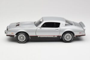 Pontiac Firebird Formula Silber ERTL 1:18 33514 Metall — Bild 4 von 8