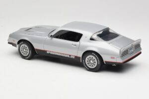 Pontiac Firebird Formula Silber ERTL 1:18 33514 Metall — Bild 7 von 8
