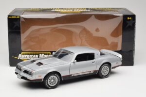 Pontiac Firebird Formula Silber ERTL 1:18 33514 Metall — Bild 8 von 8