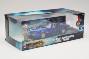 Pontiac Firebird Pennywise With Figure Jada 1:24 31118 Metall — Bild 2 von 3