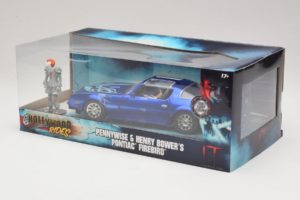 Pontiac Firebird Pennywise With Figure Jada 1:24 31118 Metall — Bild 3 von 3