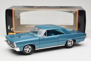 Pontiac GTO Hurst Edition Blau Maisto 1:18 531885 Metall — Bild 8 von 8