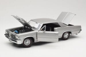 Pontiac GTO Silber Sun Star 1:18 1821 Metall — Bild 2 von 8