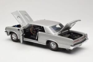 Pontiac GTO Silber Sun Star 1:18 1821 Metall — Bild 5 von 8
