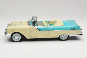 Pontiac Star Chief I Love Lucy Nautilus Blue Weiß Sun Star 1:18 5057 Metall — Bild 4 von 7
