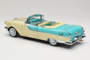 Pontiac Star Chief I Love Lucy Nautilus Blue Weiß Sun Star 1:18 5057 Metall — Bild 6 von 7