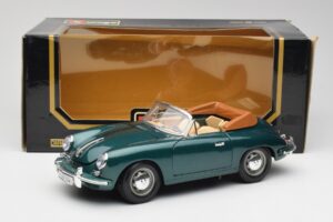 Porsche 356B Cabriolet Grün Bburago 1:18 3051-M1 Metall — Bild 8 von 8