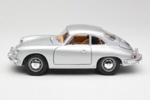Porsche 356B Silber & Braunes Interieur Bburago 1:18 3021-M2 Metall — Bild 4 von 8