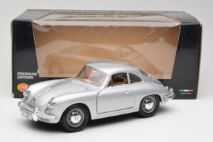 Porsche 356B Silber & Braunes Interieur Bburago 1:18 3021-M2 Metall — Bild 8 von 8