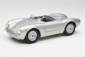 Porsche 550 A Spyder Silber Maisto 1:18 50314 Metall