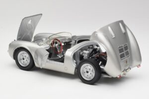Porsche 550 A Spyder Silber Maisto 1:18 50314 Metall — Bild 5 von 8