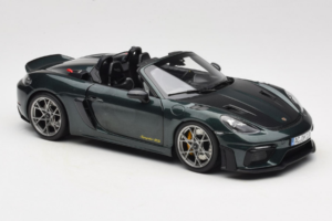 Porsche 718 Spyder RS Weissach Pack Forest Green Norev 1:18 187272 Metall — Bild 6 von 8