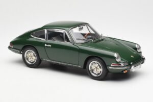 Porsche 901 Grün CMC 1:18 M-067B Metall — Bild 4 von 6