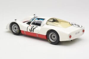 Porsche 906 K #37 V. Elford / B. Pon Porsche System 24 Hours of Le Mans 1967 Minichamps 1:18 100676137 Metall — Bild 7 von 8