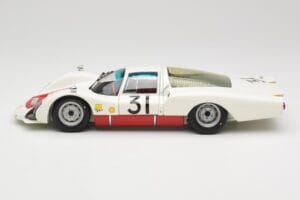 Porsche 906 LH #31 H. Herrmann / H. Linge Porsche System Engineering 24 Hours of Le Mans 1966 Minichamps 1:18 100666131 Metal — Bild 4 von 8