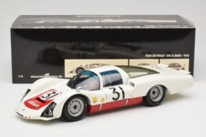 Porsche 906 LH #31 H. Herrmann / H. Linge Porsche System Engineering 24 Hours of Le Mans 1966 Minichamps 1:18 100666131 Metal — Bild 8 von 8