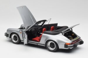 Porsche 911 930 Carrera 3.2 Cabriolet Grau Metallic Minichamps 1:18 100063034 Metall — Bild 5 von 8