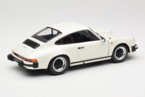 Porsche 911 930 Carrera 3.2 Grand Prix White Minichamps 1:18 100063024 Metall — Bild 3 von 8