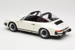Porsche 911 930 Carrera Targa 3.2 Grand Prix White Minichamps 1:18 100063062 Metall — Bild 7 von 8