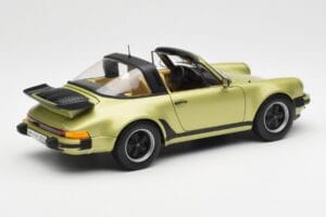 Porsche 911 930 Turbo Targa Grün Metallic Norev 1:18 187526 Metall — Bild 4 von 10