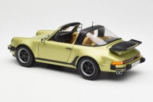 Porsche 911 930 Turbo Targa Grün Metallic Norev 1:18 187526 Metall — Bild 9 von 10