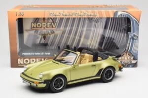 Porsche 911 930 Turbo Targa Grün Metallic Norev 1:18 187526 Metall — Bild 10 von 10