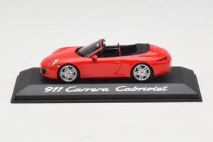 Porsche 911 991 Carrera Cabriolet Rot Minichamps 1:43 WAP0200120C Metall